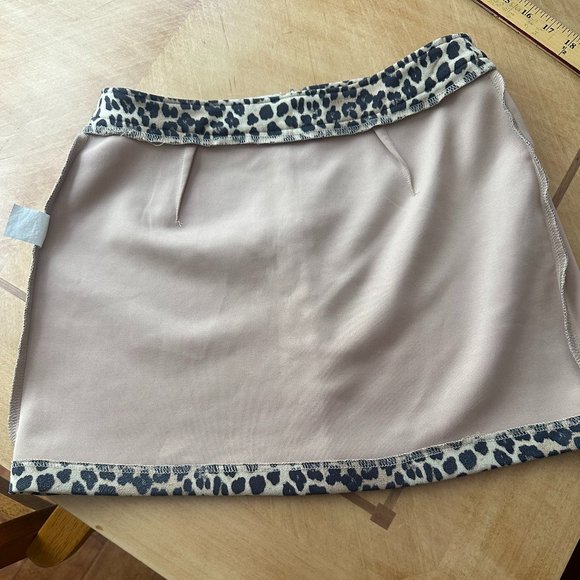 Kzell Leopard Skirt - Size Small - Picture 4 of 10